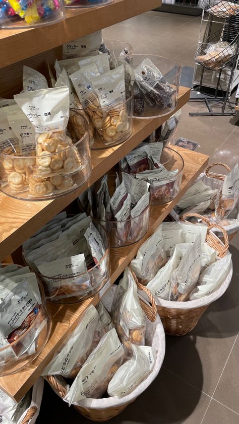 Muji Lifestyle, Muji Coffee Shop, Muji Cafe Interior Design, Muji Store Aesthetic, Muji Label, Muji Shop, Japan Haul, Muji Store, Username Ideas