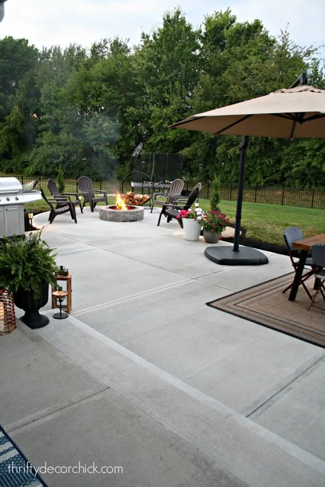 Back Patio Concrete Extension, Concrete Patio And Fire Pit, Cement Back Porch Ideas, Outside Cement Patio Ideas, Simple Backyard Patio Designs Concrete, Patio With Pavilion Ideas, Types Of Concrete Patios, Deck Concrete Patio Combo, Concrete Pad Backyard