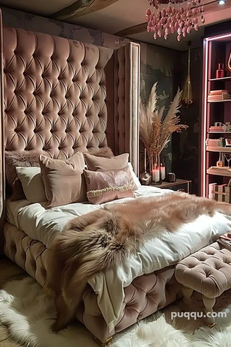 baddie-bedroom-7 Cream And Gold Bedroom Ideas, Baddie Bedroom, Glam Bedroom Decor, Luxury Room Bedroom, Pink Bedroom Decor, Glam Bedroom, Classy Bedroom, Bedroom Trends, Dream Mansion