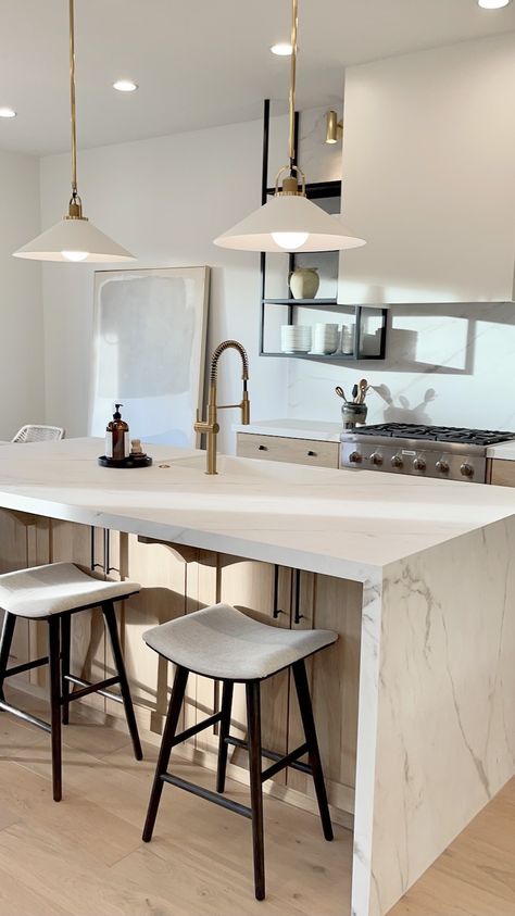 The Power of Paint: Our Favorite White Paints to Transform your Space – Becki Owens Blog Alternative Countertops, Marble Alternative, Open Kitchen Shelving, Porcelain Countertops, Kitchen Shelving, Upper Kitchen Cabinets, Grey Backsplash, Becki Owens, Island Countertops