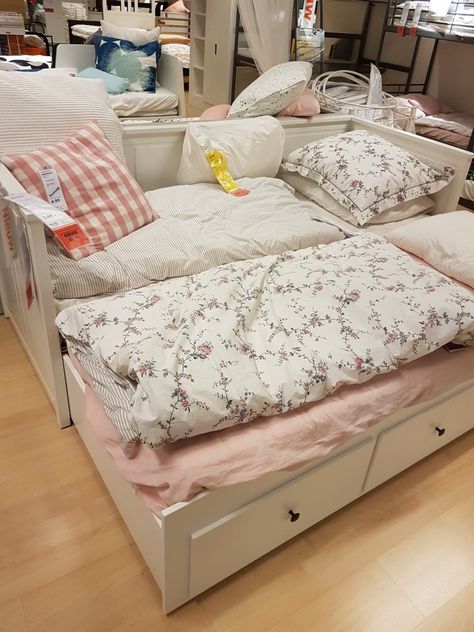 Ikea hemnes Ikea Hemnes Divan, Hemnes Divan, Ikea Hemnes Daybed, Hemnes Daybed, Ikea Hemnes Bed, Ikea Galant, Ikea Daybed, Hemnes Bed, Guest Bedroom/office