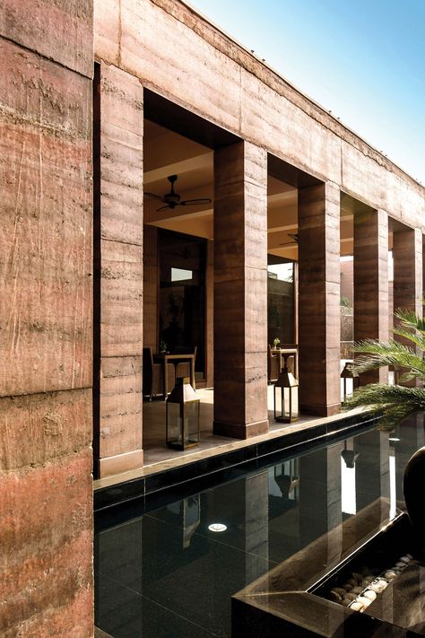 Rammed Earth Homes, Water Architecture, Rammed Earth Wall, Adobe House, Resort Design, Rammed Earth, Earth Homes, The Architect, Lost Art