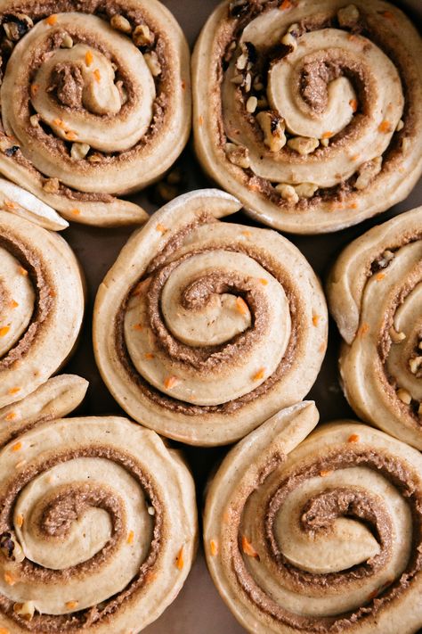 Carrot Cake Cinnamon Rolls - Heathers Home Bakery Carrot Cake Cinnamon Rolls, Cake Cinnamon Rolls, Nice Buns, Cake Cinnamon, Cream Cheese Glaze, Fun Buns, Cinnamon Roll Cake, Family Restaurant, Home Bakery