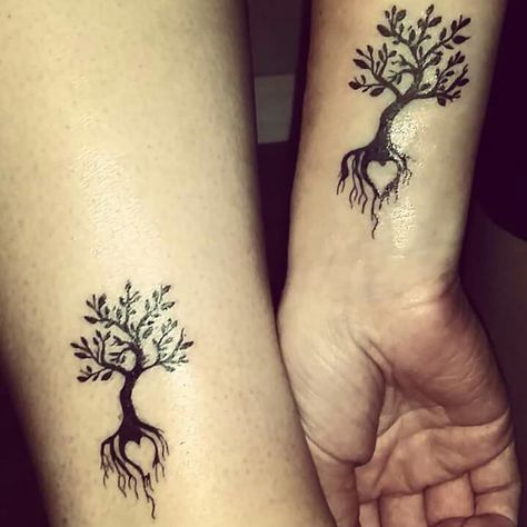 Sister tattoo ❤ Tattoo Plume, Matching Cousin Tattoos, Cousin Tattoos, Mother Son Tattoos, Family Tree Tattoo, Matching Sister Tattoos, Sibling Tattoos, Mother Tattoos, Tattoo For Son