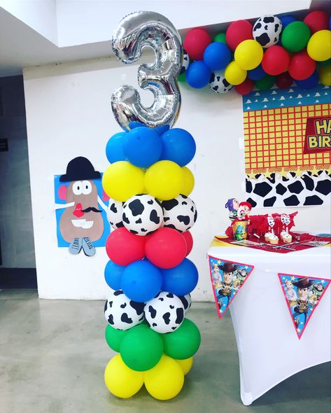 Toy Story Birthday Party Balloons, Toy Story Birthday Balloon Arch, Toy Story Balloon Column, Toy Story Balloon Decorations, Toy Story Arch Backdrop, Toy Story Birthday Balloons, Toy Story Balloon Centerpieces, Toy Story Balloon Bouquet, Toy Story Balloons