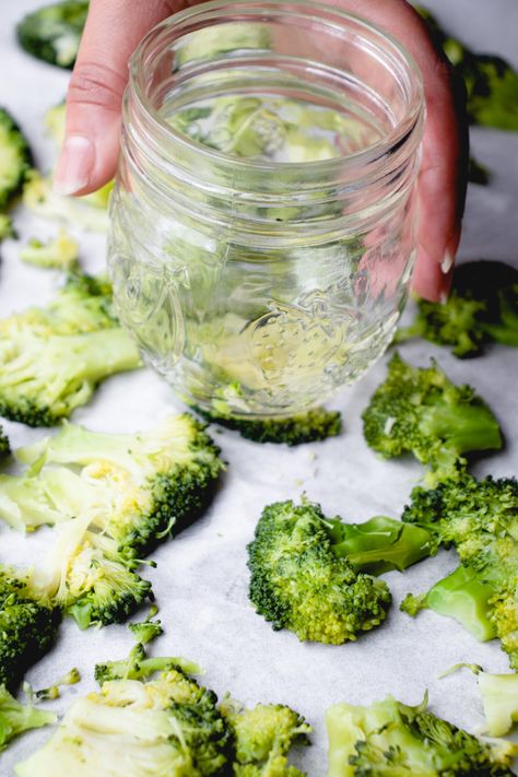 Baked Smashed Broccoli, Parmasean Brocoli, Air Fryer Smashed Broccoli, Mashed Broccoli Recipes, Smashed Roasted Broccoli, Keto Smashed Broccoli, Smashed Broccoli Parmesan, Smashed Broccoli Bites, Lemon Parmesan Smashed Broccoli