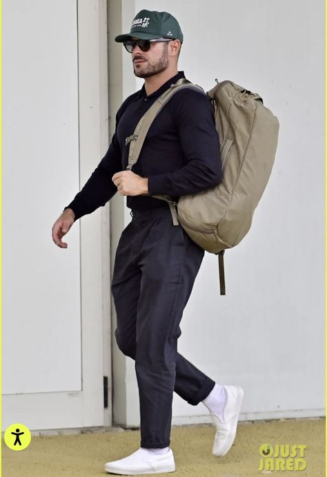 Zac Efron Style, Ideas Outfit, Zac Efron, Mens Casual Outfits, Casual Style, Gentleman, Men Casual, Casual Outfits, Street Wear