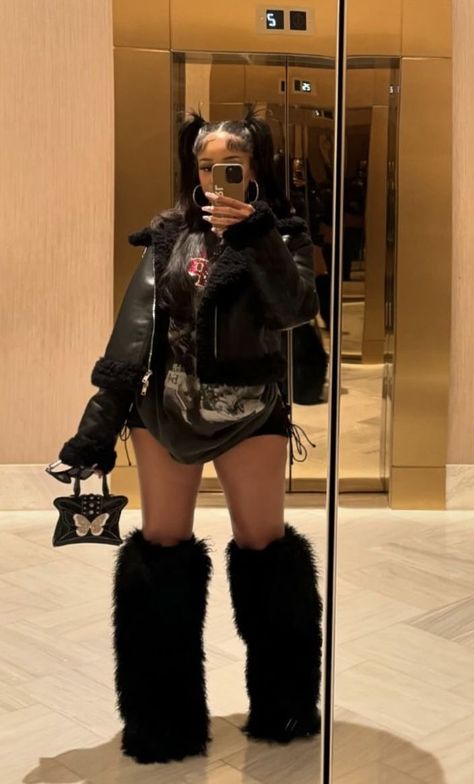 777 Chica Hip Hop, Fur Boots Outfit, Billy B, Black Boots Outfit, Looks Black, Streetwear Fashion Women, Cute Swag Outfits, Cute Everyday Outfits