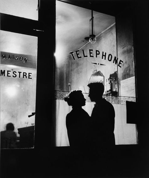 Menilmontant (Devant Chez Mestre), Paris, France, 1957 by Willy Ronis. | 6 Vintage Photos That Prove Paris In The Springtime Is Magical Belleville Paris, Willy Ronis, Nyc Subway, Romantic Photos, French Photographers, Sketchbook Art, Vintage Paris, Foto Art, Photo Vintage