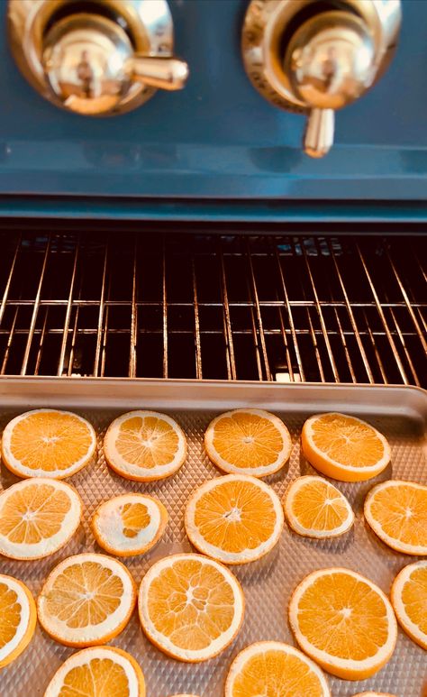 Fool-Proof Dried Orange Recipe How To Make Dried Orange Slices In Oven, Baking Orange Slices, Oven Dried Orange Slices Garland, Dried Orange Slices In Oven, Dry Oranges In Oven, How To Make Dried Oranges, Dehydrate Oranges In Oven, How To Dry Out Orange Slices, How Do You Dry Orange Slices