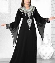 Georgette Kaftan, Arabic Clothing, Arabian Dress, Eid Outfits, Islamic Dress, Eid Dresses, Islamic Clothing, Fashion Design Sketches, Hip Dress