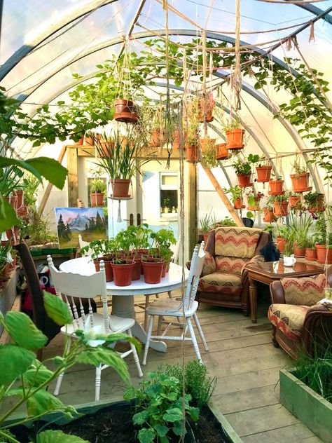 Greenhouse Backyard, Backyard Planting, Serre Diy, Dream Greenhouse, Como Plantar Pitaya, Tunnel Greenhouse, Diy Greenhouse Plans, Modern Barndominium, Home Nails