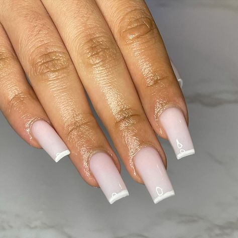 FEBRUARY FULLY BOOKED🤎 on Instagram: “In love with this set😍😍” Fully Booked, Short Square Acrylic Nails, Acrylic Nails Coffin Pink, Pearl Nails, Long Square Acrylic Nails, Bling Acrylic Nails, Short Acrylic Nails Designs, Hot Nails, Square Acrylic Nails