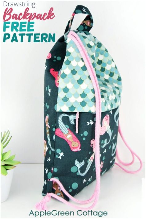 free backpack pattern Drawstring Backpack Tutorial, Drawstring Backpack Pattern, Pochette Diy, Backpack Pattern Sewing, Backpack Sewing, Backpack Tutorial, Diy Gym, Sewing Projects Free, Diy Backpack