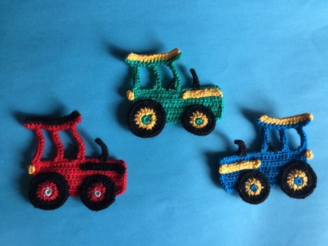 Finished crochet tractor group landscape 1 Crochet Tractor Pattern, Crochet Tractor, Crochet Car, Applique Pattern, Crochet Applique, Crochet Squares, Crochet Slippers, Crochet Patterns For Beginners, Half Double Crochet