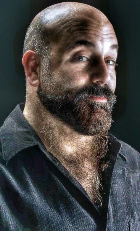 Stylish Beards, Bald Men With Beards, Bald With Beard, Big Beards, Great Beards, Muscle Bear, Beard Styles For Men, Bald Men, Bear Men