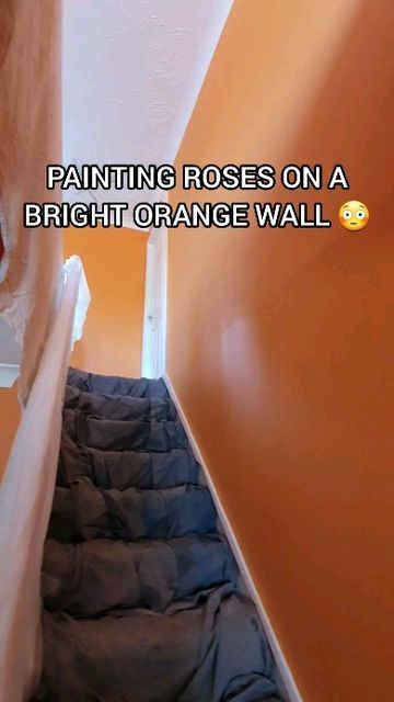 Painting Roses, Instagram Painting, Spray Paint Art, Orange Walls, Creative Painting, House Wall, Aesthetic Painting, Street Artists, Simple Art