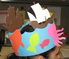 Paper ocean crown Ocean Paper Crown, Triton Crown Diy, King Triton Crown Diy, Crab Headband Craft, Shark Hat Craft, Shark Headband, Crab Headband, Ocean Crown, Recycled Boat Craft Kids