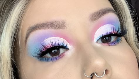 Cotton candy eye makeup using JSC jawbreaker palette - shades virgin, bubblegum, gumdrop, and brain freeze - IG: @kendallsinclairrr Cotton Candy Eyeshadow, Cotton Candy Makeup, Eyebrow Tattoos, Candy Makeup, Work Makeup, Makeup Challenges, Brain Freeze, Pinterest Makeup, Eye Makeup Designs