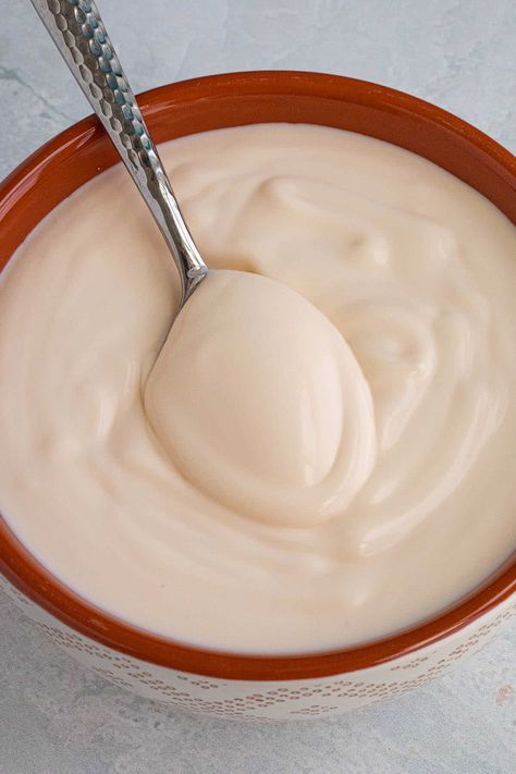 Crema Mexicana Recipe, Mexican Cheese Sauce, Mexican Sour Cream, Crema Recipe, Chili Pepper Recipes, Mexican Crema, Mexican Sauce, Homemade Mexican, Sour Cream Sauce