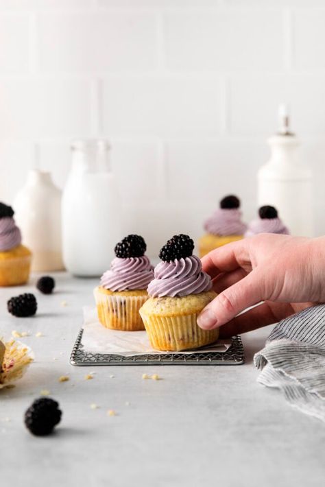 Blueberry Fritters, Blackberry Frosting, Blackberry Cupcakes, Blackberry Buttercream, Berry Cupcakes, Dairy Free Frosting, Fluffy Cupcakes, Moist Cupcakes, Fried Pies