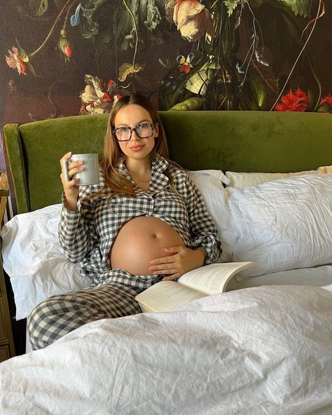 EMMA LOU on Instagram: “Sundays. ☁️” Bed Pose, Emma Lou, Pregnancy Outfits, Instagram Photos, Bed, On Instagram, Instagram