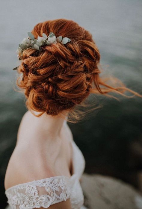 Wedding Hair Updo Red Hair, Redhead Updo Wedding, Bride Hair Redheads, Auburn Hair Wedding Hairstyles, Brides With Red Hair, Wedding Updo Red Hair, Red Head Bride Hair, Auburn Hair Wedding, Redhead Wedding Hairstyles