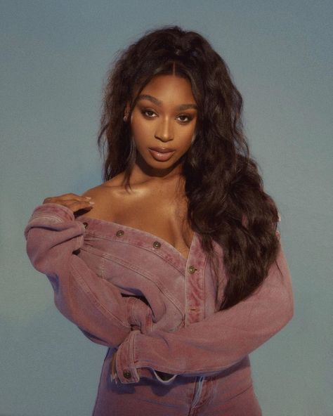 Normani Kordei, Forever My Girl, New Years Eve Makeup, Nightclub Aesthetic, Pretty Makeup Looks, Black Femininity, Girl Inspiration, Fly Girl, Pretty Makeup