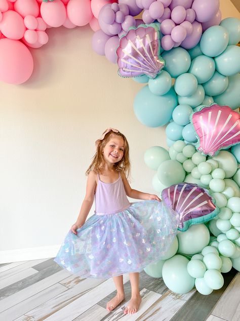 Mermaid Birthday Party Outfit, Mermaid Party Outfit, Girls Mermaid Party, Mermaid Birthday Outfit, Birthday Party Outfit, Birthday 5, Little Mermaid Birthday, Birthday Party Outfits, Mermaid Birthday Party