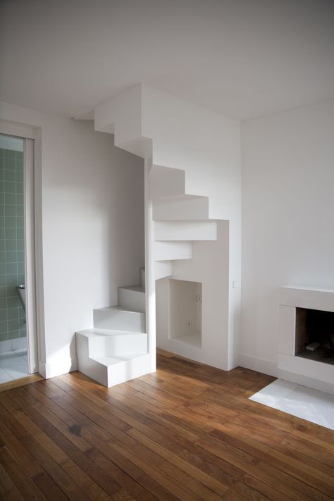 Small Space Staircase, سلالم حلزونية, Loft Staircase, Small Staircase, Tiny House Stairs, Loft Stairs, Stairway Design, Attic Stairs, Stairs Design Modern