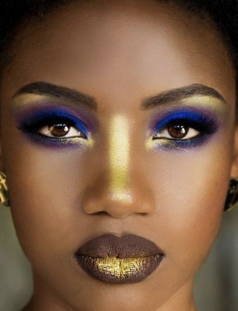 Blue And Brown Makeup Looks, Eye Looks For Hooded Eyes, Blue And Gold Makeup Looks, Blue And Gold Eyeshadow, Gold Holiday Makeup, Blue And Gold Makeup, Blue Lipstick Makeup, Turquoise Eyeliner, Pole Costume