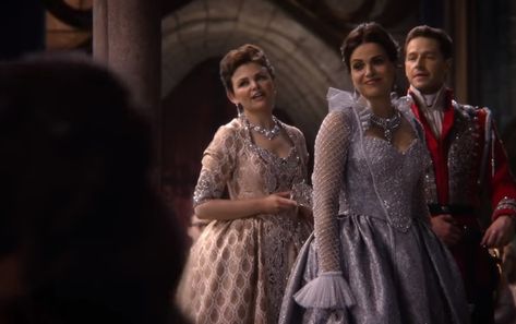 Once Upon A Time Final Scene 7x22 Screencaps Regina Ouat, Once Up A Time, Character Base, Once Upon A Time, Victorian Dress