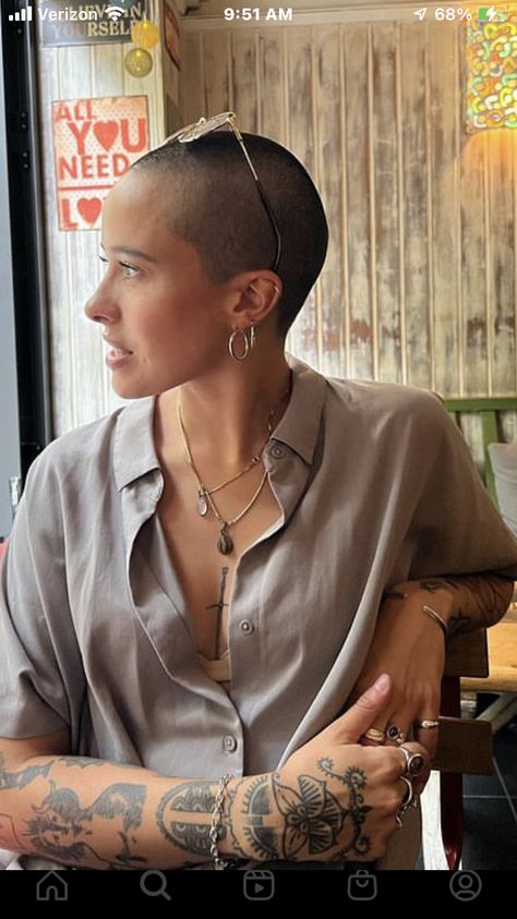 Short Hair And Tattoos For Women, Bald Head Outfits Women, Shaved Head Woman Aesthetic, Bald Woman Style, Short Hair Tattoos Women, Shaved Head Halloween Costumes, Female Buzzcut Aesthetic, Shaved Head Women Style, Bald Styles For Women