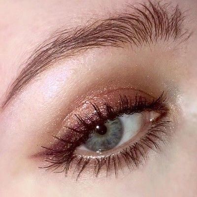 Maquillage On Fleek, Eyeliner Tips, Neutral Eyes, Smink Inspiration, Eye Makeup Brushes, Shimmer Eyeshadow, Makeup Hacks, Winged Liner, Eye Makeup Remover