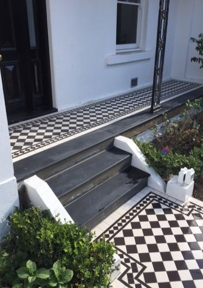 Path Tiles, Terrace House Exterior, Front Door Steps, Front Stairs, Tile Steps, Front Verandah, Exterior Wall Tiles, Porch Tile, Victorian Floor