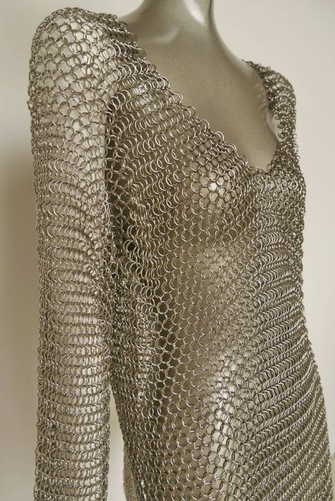 1970s Chain mail mini dress/shirt with bell sleeves – Vintage Le Monde Chain Mail Dress, Joan Of Arc Costume, Tin Man Costumes, Mail Dress, Chainmail Shirt, Armor Dress, Chain Dress, Clothing Optional, Campaign Fashion