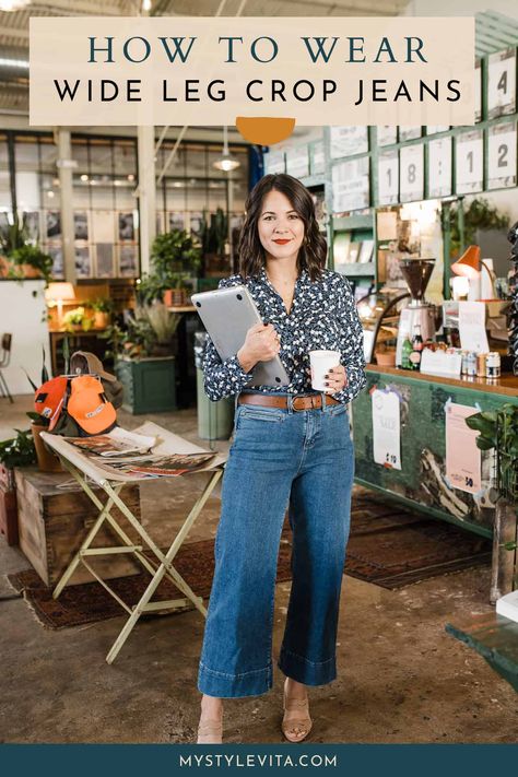 Wide Legged Denim Outfit, Wide Leg Short Jeans, Cropped Denim Pants Outfit, Wide Leg Crop Jeans Outfit 2024, Cropped Denim Jeans Outfit, Wide Leg Jeans Outfit Fall Casual, Loft Outfits 2024, Styling Cropped Jeans, Wide Leg Jeans For Summer