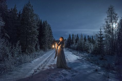 Winter solstice | Jonna Jinton | Bloglovin’ Village Witch, Jonna Jinton, Era Victoria, Happy Winter Solstice, Yule Winter Solstice, Visit Sweden, Polar Night, Winter Photoshoot, Happy Winter