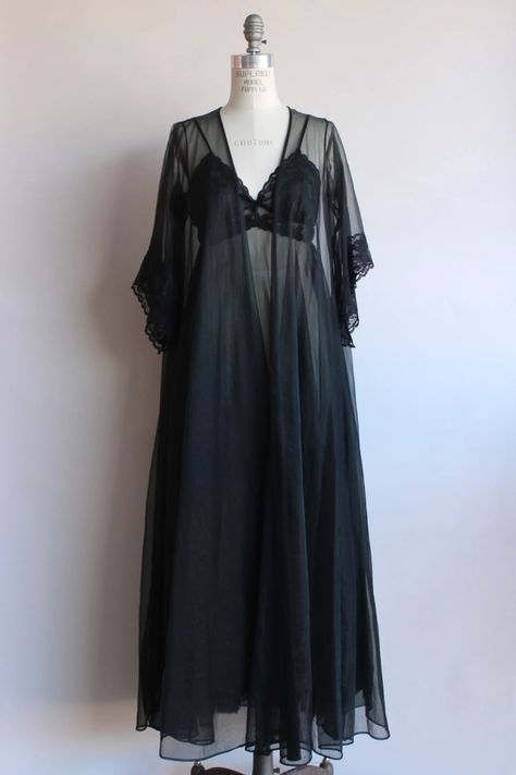 Black Nightgown, Fantasy Outfits, Corsets Vintage, Nightgown Sets, Lace Nightgown, Vintage Nightgown, Full Circle Skirt, Silk Lingerie, Satin Blouses