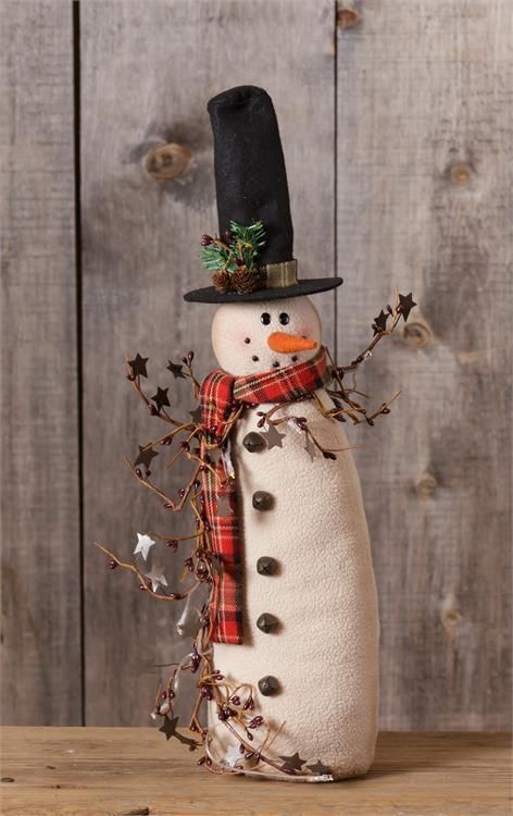 Snowman Doll, Berry Garland, Diy Snowman, Snowman Decorations, Snowman Crafts, Easy Christmas Diy, Primitive Christmas, Christmas Centerpieces, Christmas Decorations To Make