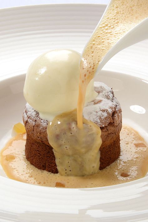 Chef Nigel Haworth creates a spicy ginger pudding recipe accompanied by a rich caramel custard and iced double cream. Ginger Pudding Recipe, Christmas Dinner Party Recipes, Butterscotch Popcorn, Ginger Pudding, Caramel Custard Recipe, Ginger Caramel, Eccles Cake, Pineapple Jelly, Sushi Ginger