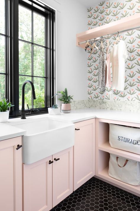 Pink Shabby Chic Kitchen Cottage Style, Pink Wallpaper Laundry Room, Big Modern House, Big Modern Houses, Pink Laundry Rooms, Laundry Room Wallpaper, German Architecture, A Family Of Four, Laundry Room Inspiration