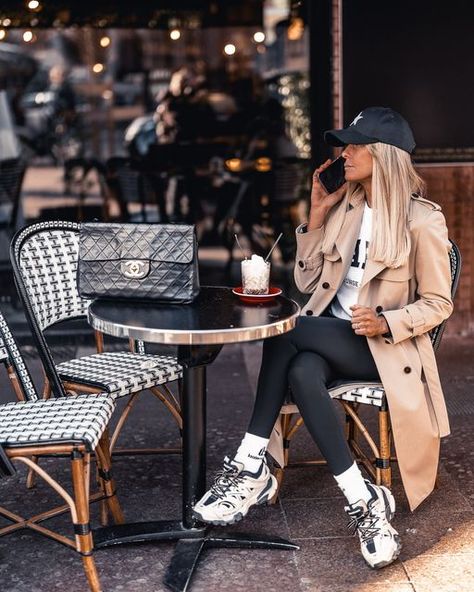 Look Boho Chic, Winter Fashion Outfits Casual, Pastel Outfit, Outfit Chic, Stil Elegant, Mode Casual, Athleisure Outfits, Travel Outfits, Coat Outfits