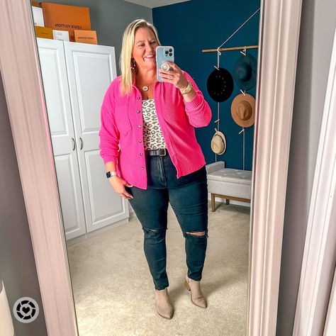 Pink Shacket Outfit, Outfits Fall 2022, Pink Jeans Outfit, Pink Shacket, Leopard Print Bodysuit, Casual Date Night Outfit, Leopard Print Booties, Plus Size Fall Outfit, Black Jeans Outfit