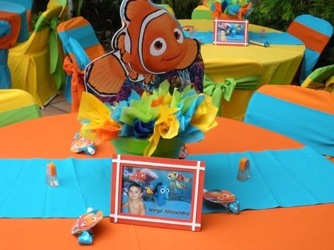 Finding Dory Centerpieces Ideas, Finding Nemo Centerpieces Ideas, Nemo Centerpieces Ideas, Finding Nemo Centerpieces, Nemo Centerpieces, Finding Nemo 1st Birthday, Nemo Party Ideas, Dory Party Ideas, Nemo Baby Shower