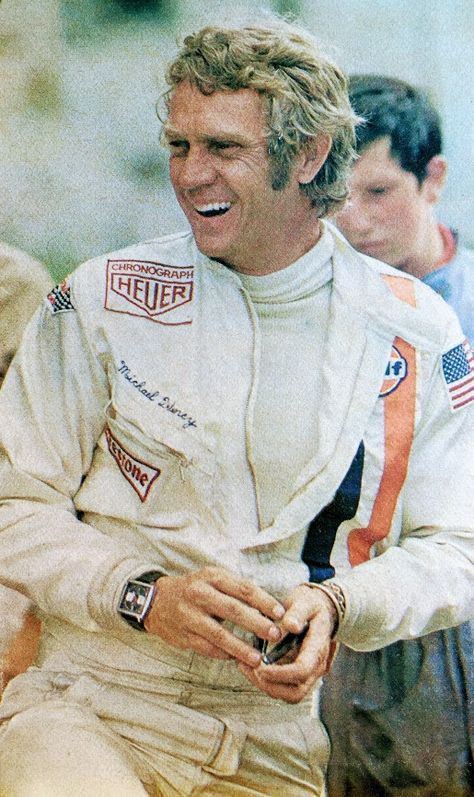 Steve McQueen Le mans 1971 Steve Mcqueen Le Mans, Steve Mcqueen Style, Steven Mcqueen, Steve Mc, Mc Queen, Joe Cool, Mens Fashion Classy, Steve Mcqueen, Hollywood Actor