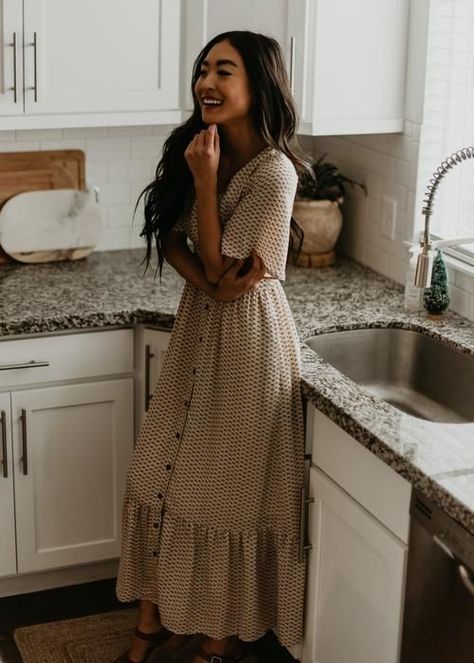 Easy Fashion, Apostolic Fashion, Skirt Maxi, Fashion Hacks, Maxi Robes, Vestidos Vintage, Vestido Casual, Mode Inspiration, Summer Maxi Dress