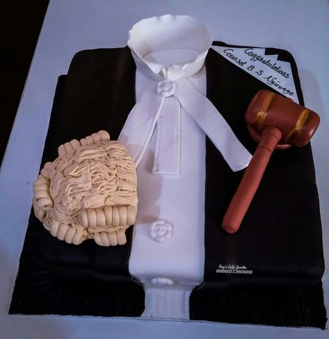 Bento Cake For Lawyer, Lawyer Theme Cake, Lawyer Graduation Cakes, Lawyers Cake Ideas, Lawyers Cake Design, Call To The Bar Lawyer Party, Lawyer Cake Ideas Girl, Law Graduation Cake Designs, Called To The Bar Lawyer