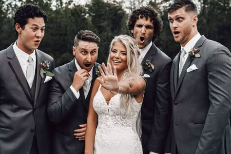 Groomsmen Wedding Photos, Wedding Group Photos, Groomsmen Photo, Wedding Party Poses, Groomsmen Poses, Bridesmaid Poses, Wedding Photo List, Bridal Parties Pictures, Bridesmaid Photoshoot