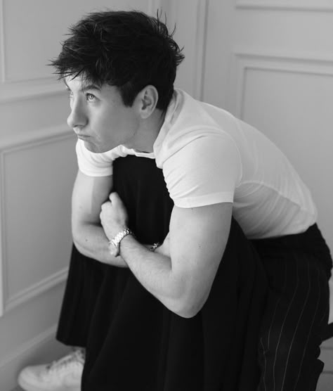 Berry Keoghan, Exquisite Corpse, Barry Keoghan, Hate Men, Just Pretend, Sabrina Carpenter, Favorite Celebrities, Celebrity Crush, Movies And Tv Shows